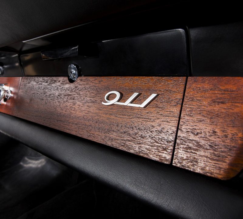 911 Schriftzug