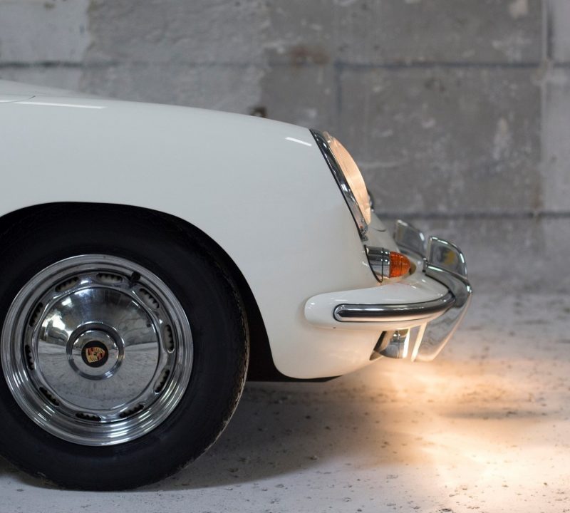 Porsche 356 BT6 Cabrio in Weiß Scheinwerfer