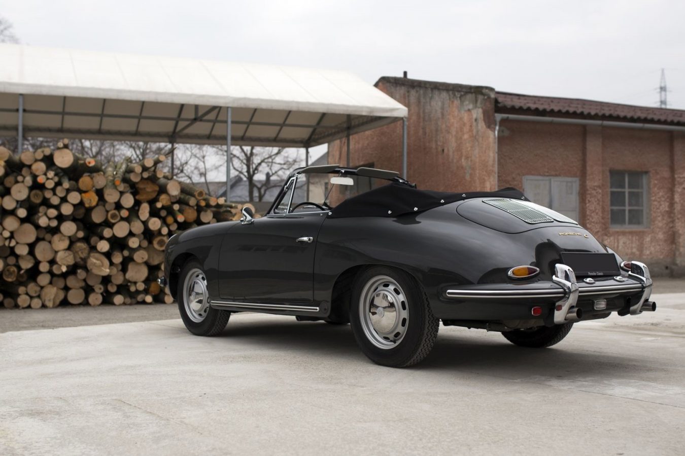 Porsche 356C Cabriolet von hinten