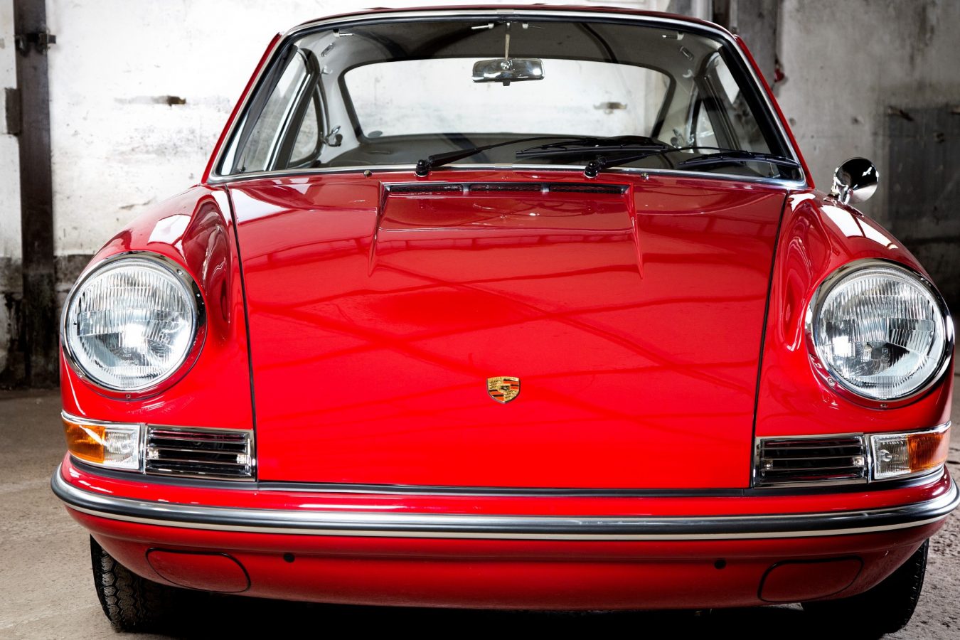 Porsche 911 SWB in Rot von vorne