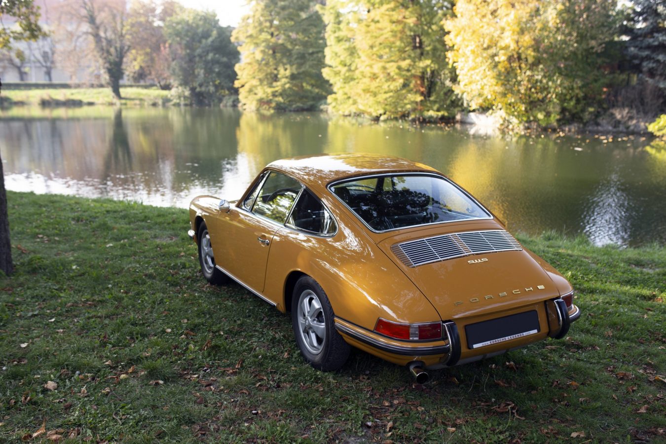 Porsche 911S 12