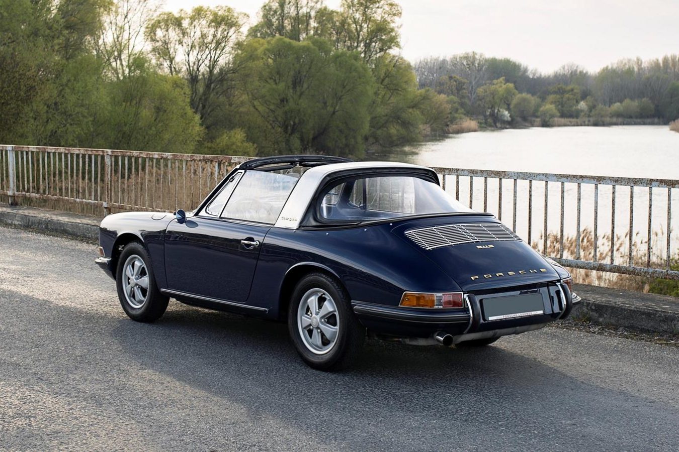 Porsche 911S Softwindow Targa 32