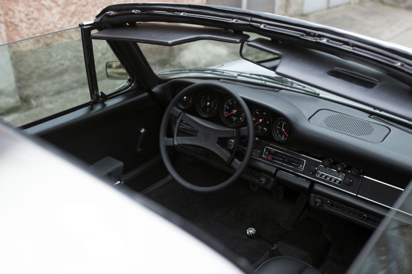 Innenraum eines Porsche 911S Targa