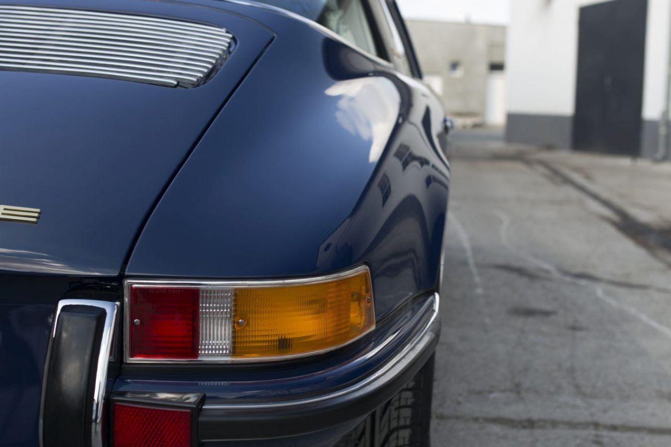 Porsche 911S Targa von hinten rechts