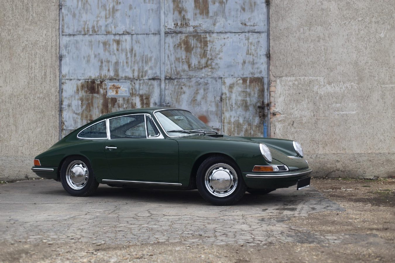 Grüner Porsche 911 SWB von Vehicle Experts