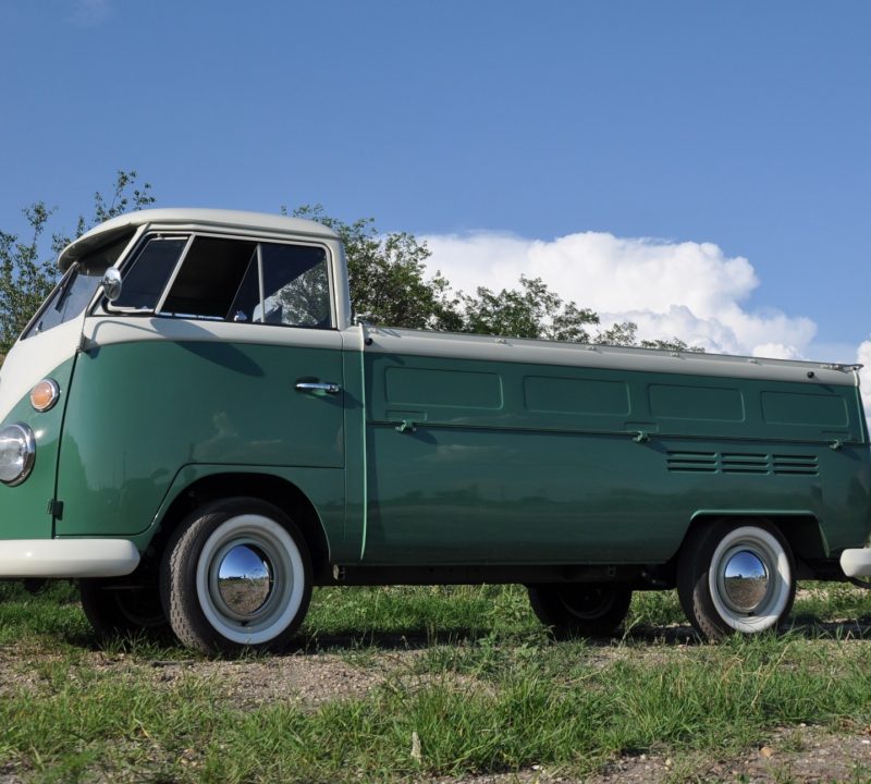 Volkswagen T1 Pritsche von der Seite