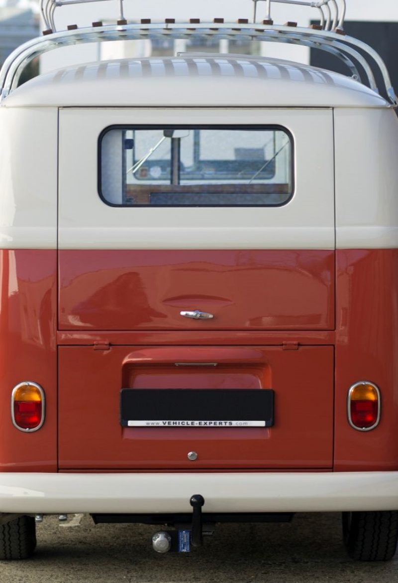 Volkswagen T1 Samba von hinten