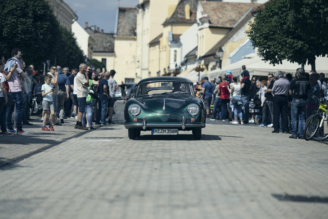 Porsche 356A in lagogrün
