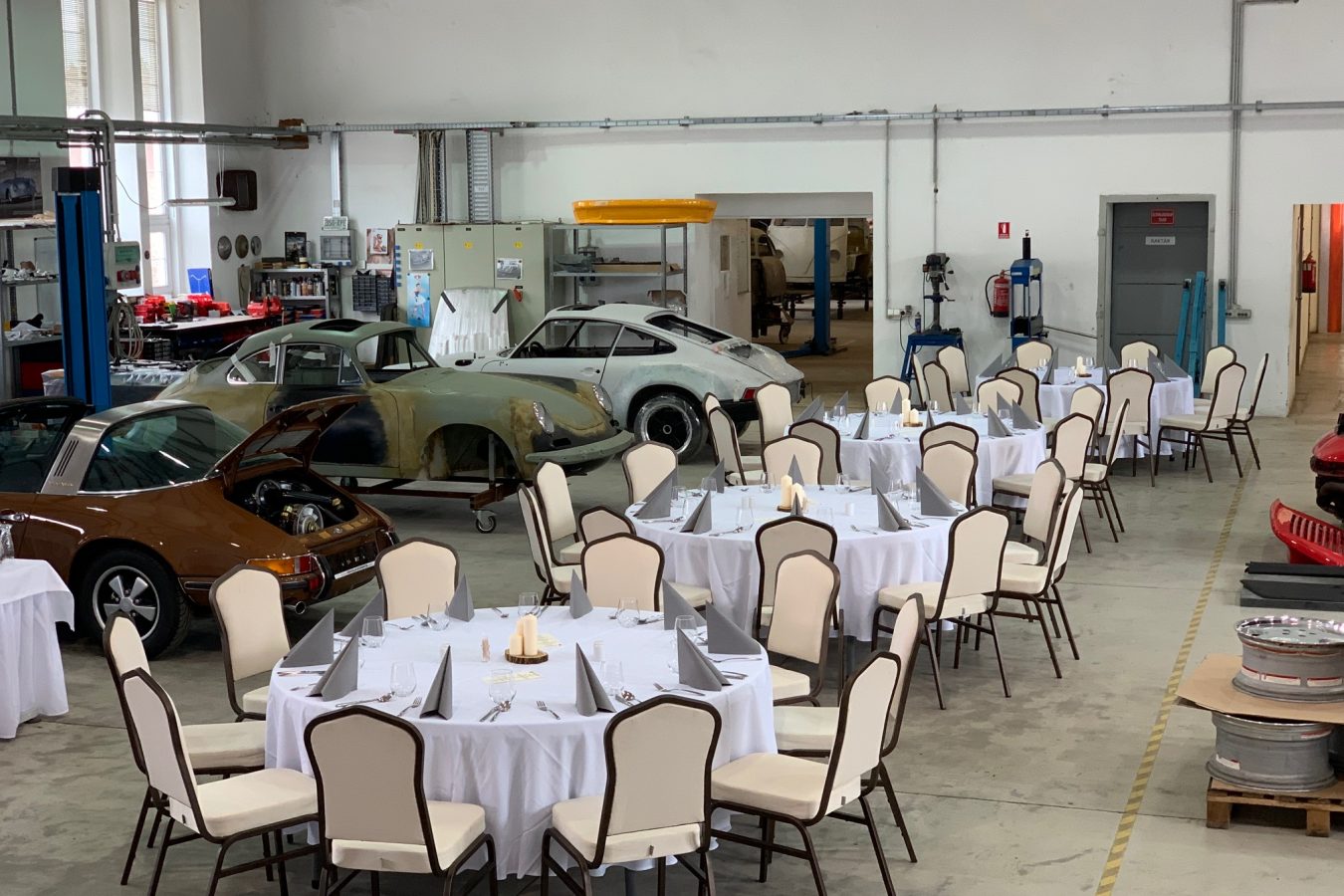 Porsche Classic Club Austria besucht Vehicle-Experts