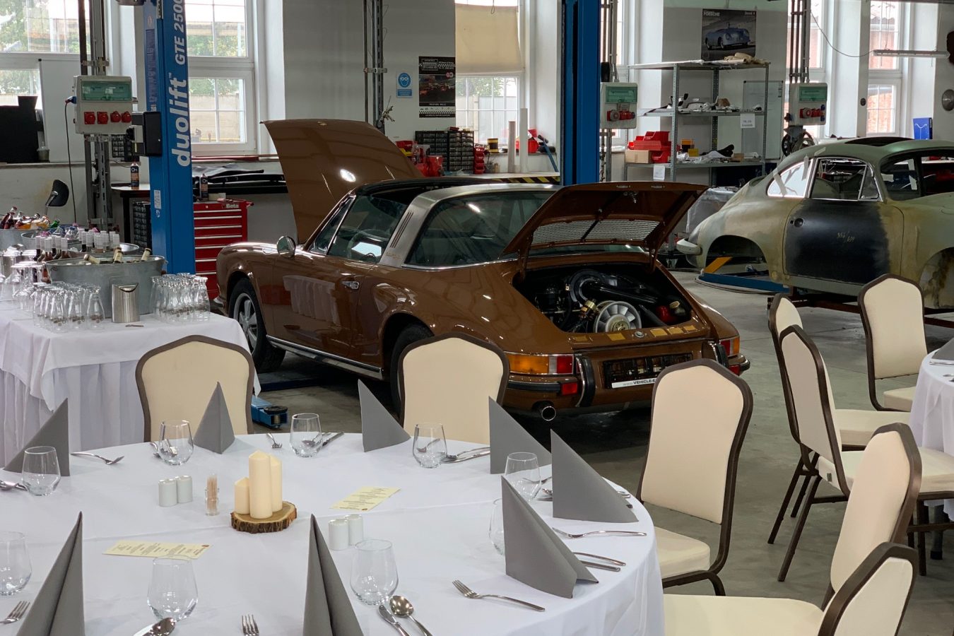 Porsche Classic Club Austria besucht Vehicle-Experts 1