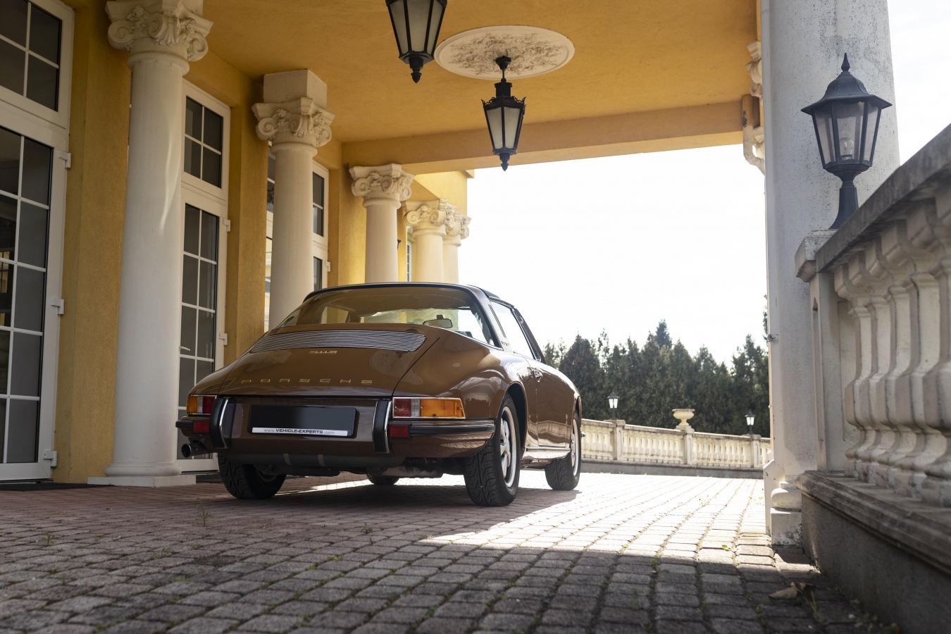 Sepiabraun 911E Targa aus dem Jahr 1969 13