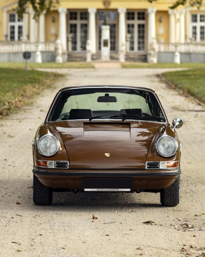 Sepiabraun 911E Targa aus dem Jahr 1969 4