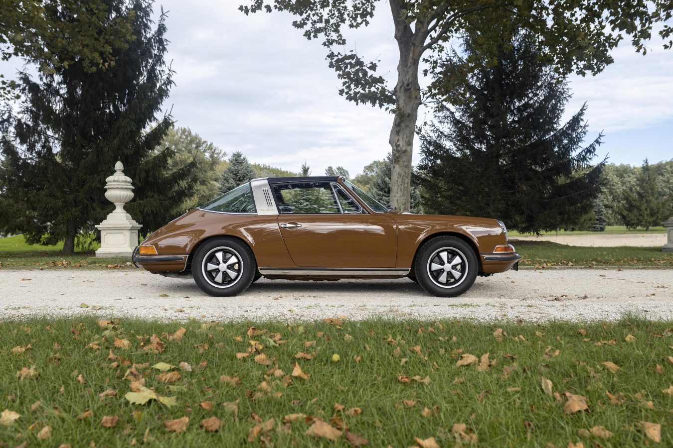 Sepiabraun 911E Targa aus dem Jahr 1969 7