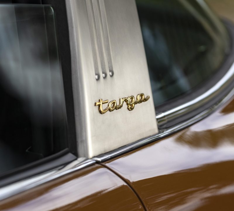 Sepiabraun Porsche 911 aus 1969