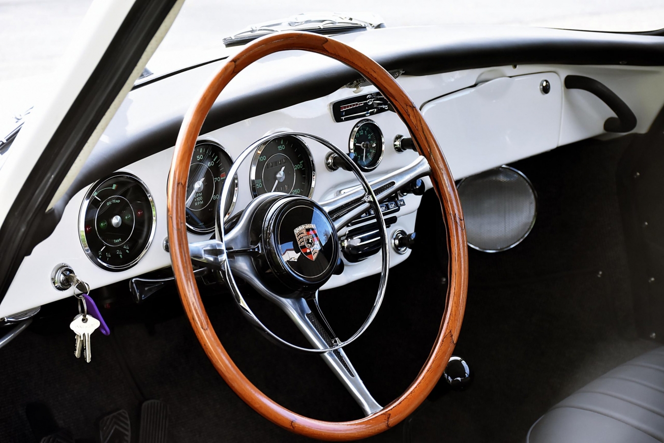 Porsche 356 C 2000 GS Carrera 2 Coupè 36