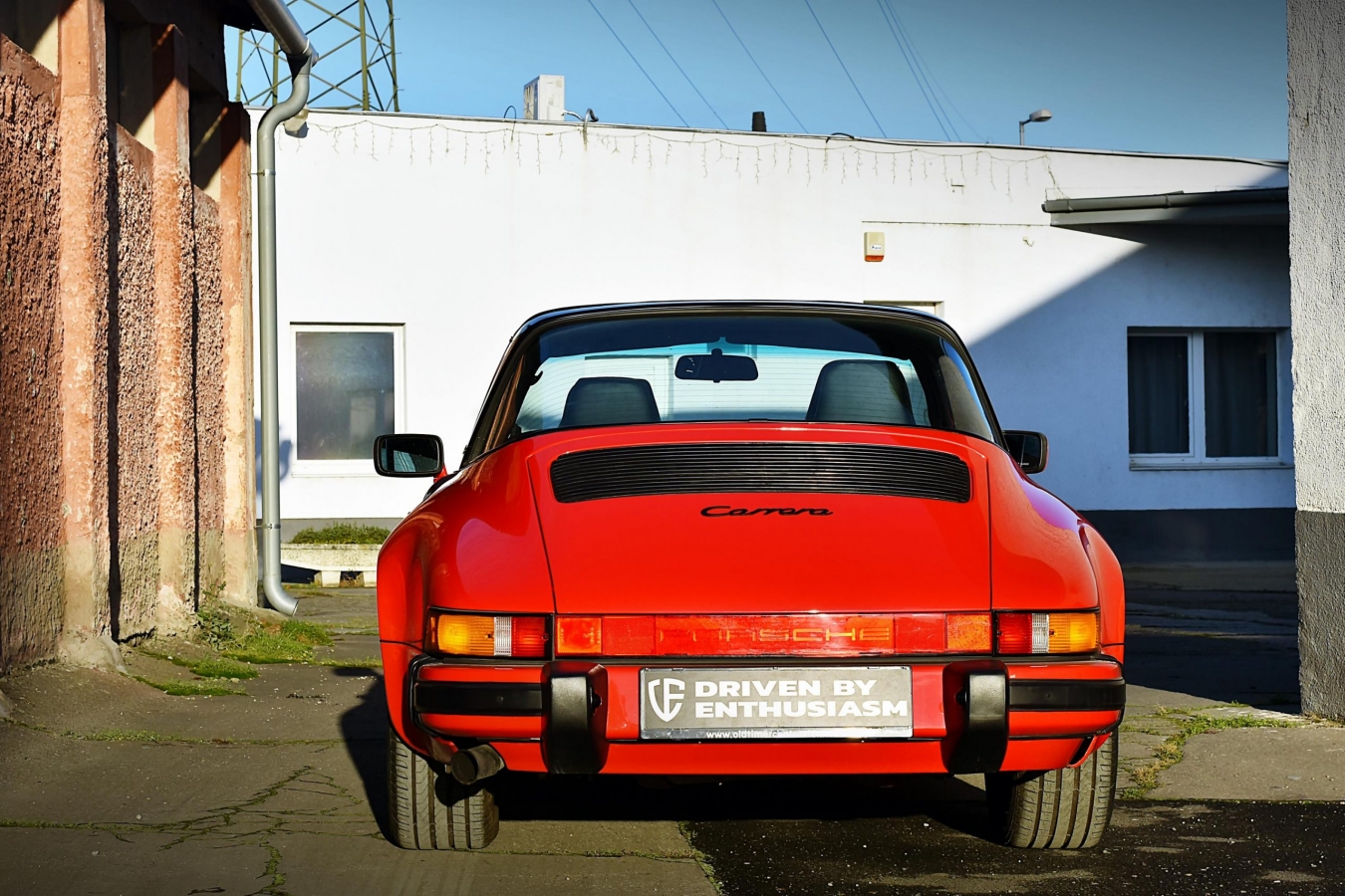 Porsche 911 Carrera Targa 32