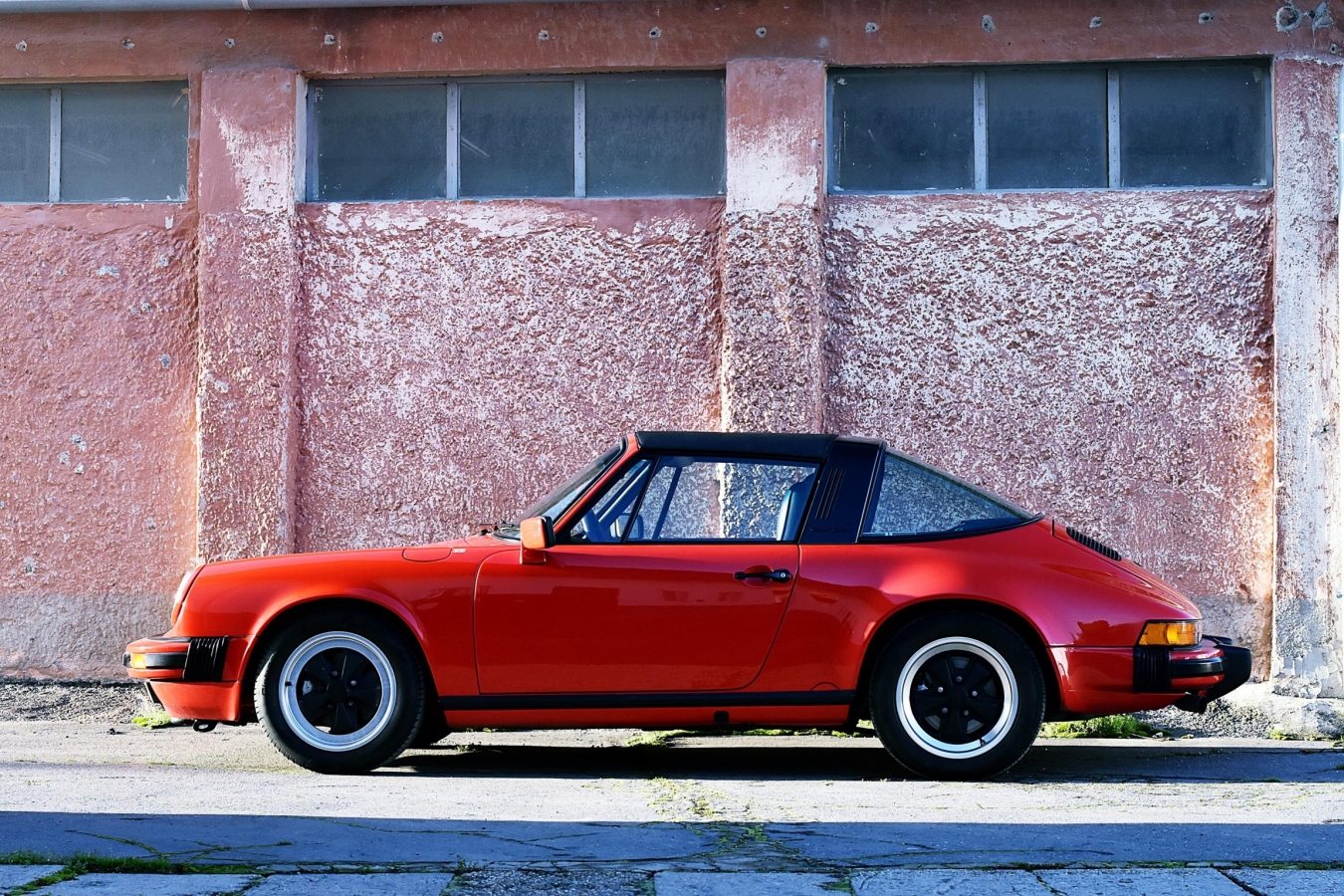 Porsche 911 Carrera Targa 43