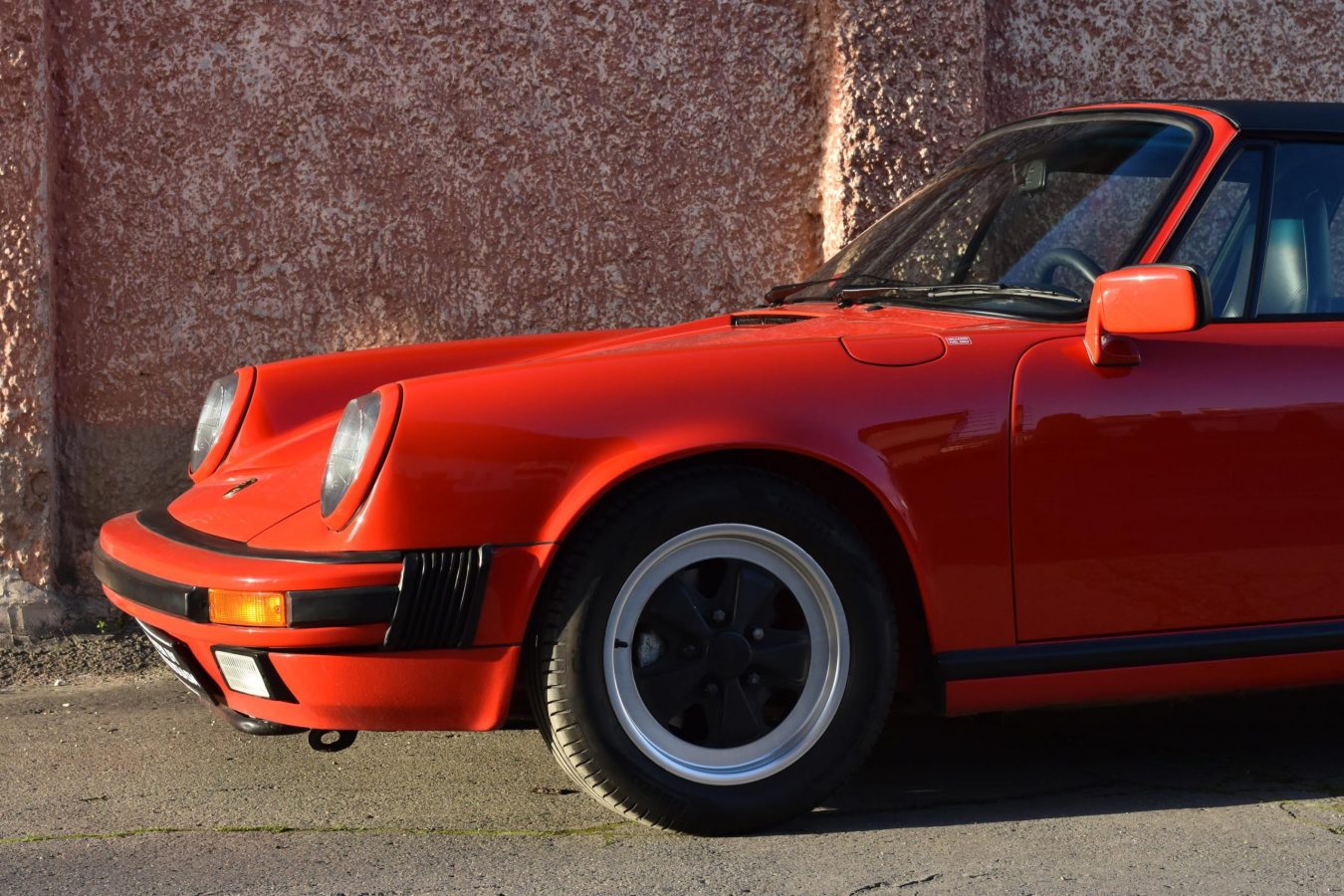 Porsche 911 Carrera Targa 44