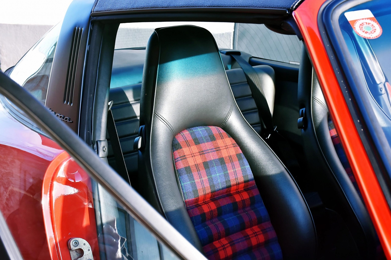 Porsche 911 Carrera Targa 46