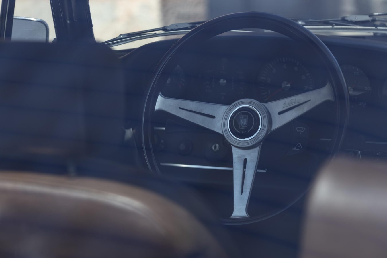Porsche 911E Targa Ölklappe 25