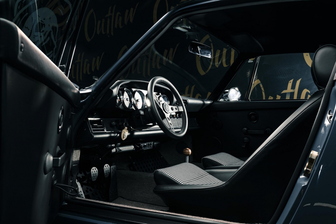 Porsche 911 Outlaw #2