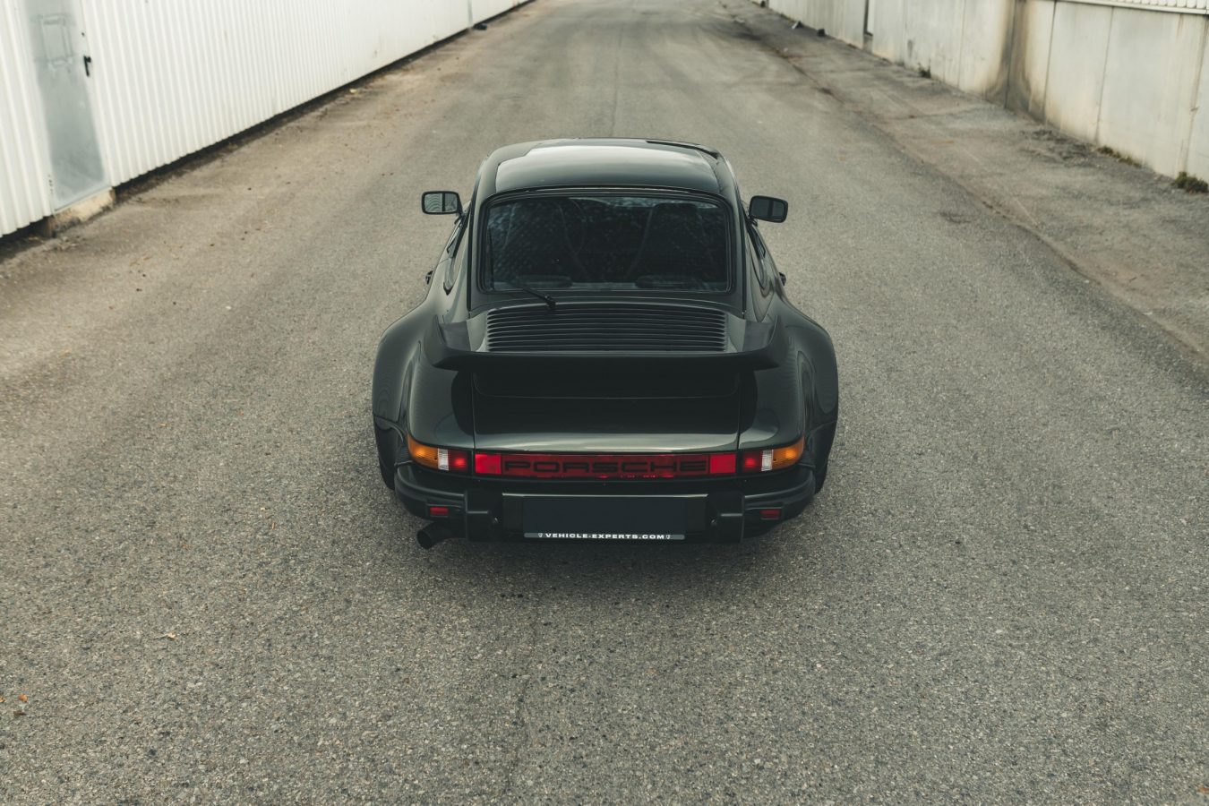 Porsche 911 Turbo Coupé 32