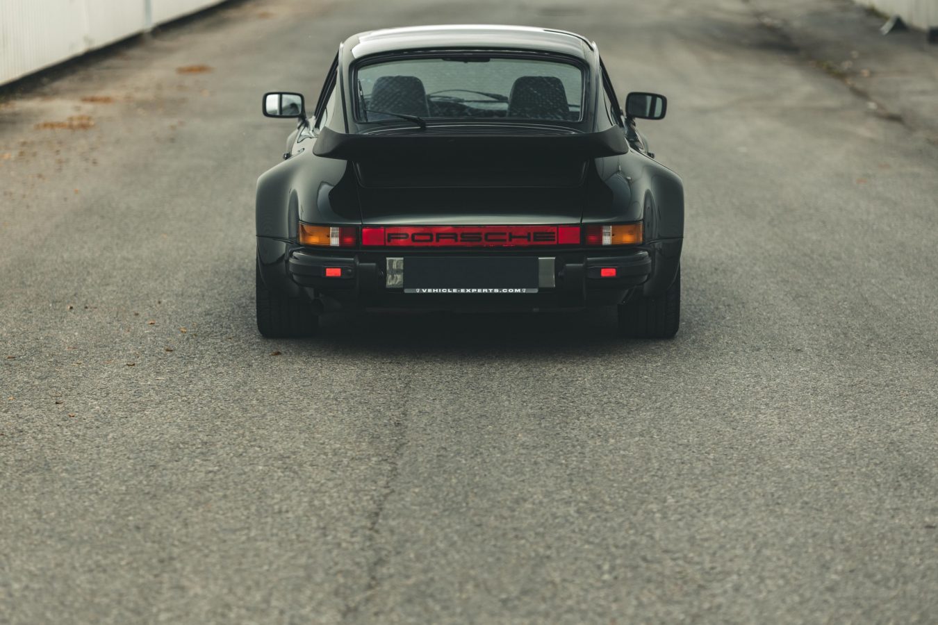 Porsche 911 Turbo Coupé 38