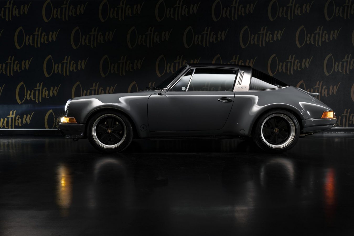 Porsche 3.2F Outlaw 22