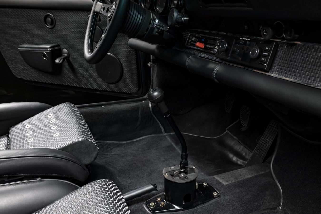 Porsche 3.2F Outlaw 22