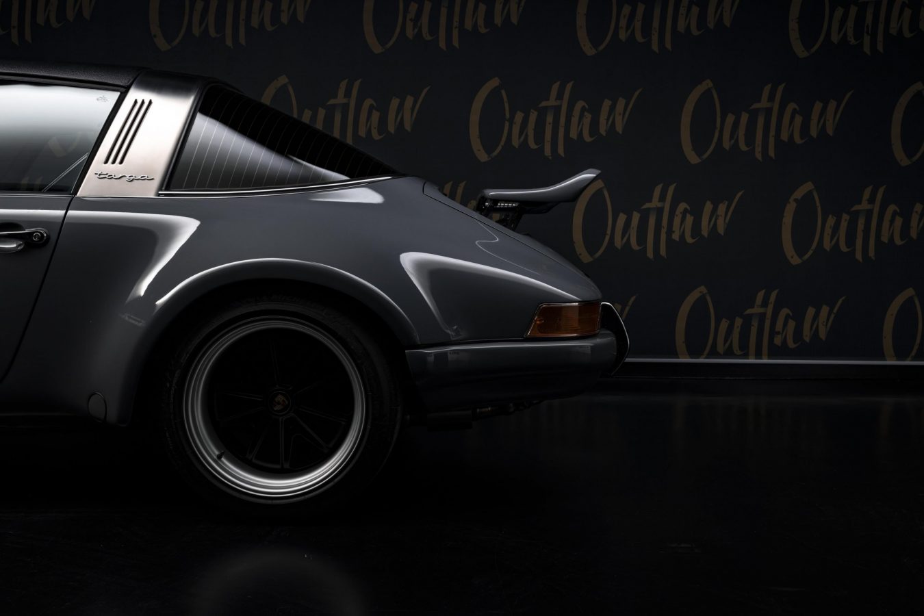Porsche 3.2F Outlaw 22