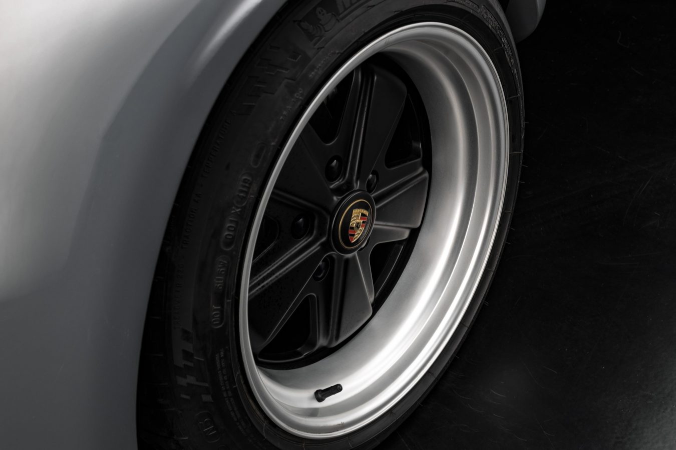 Porsche 3.2F Outlaw 22