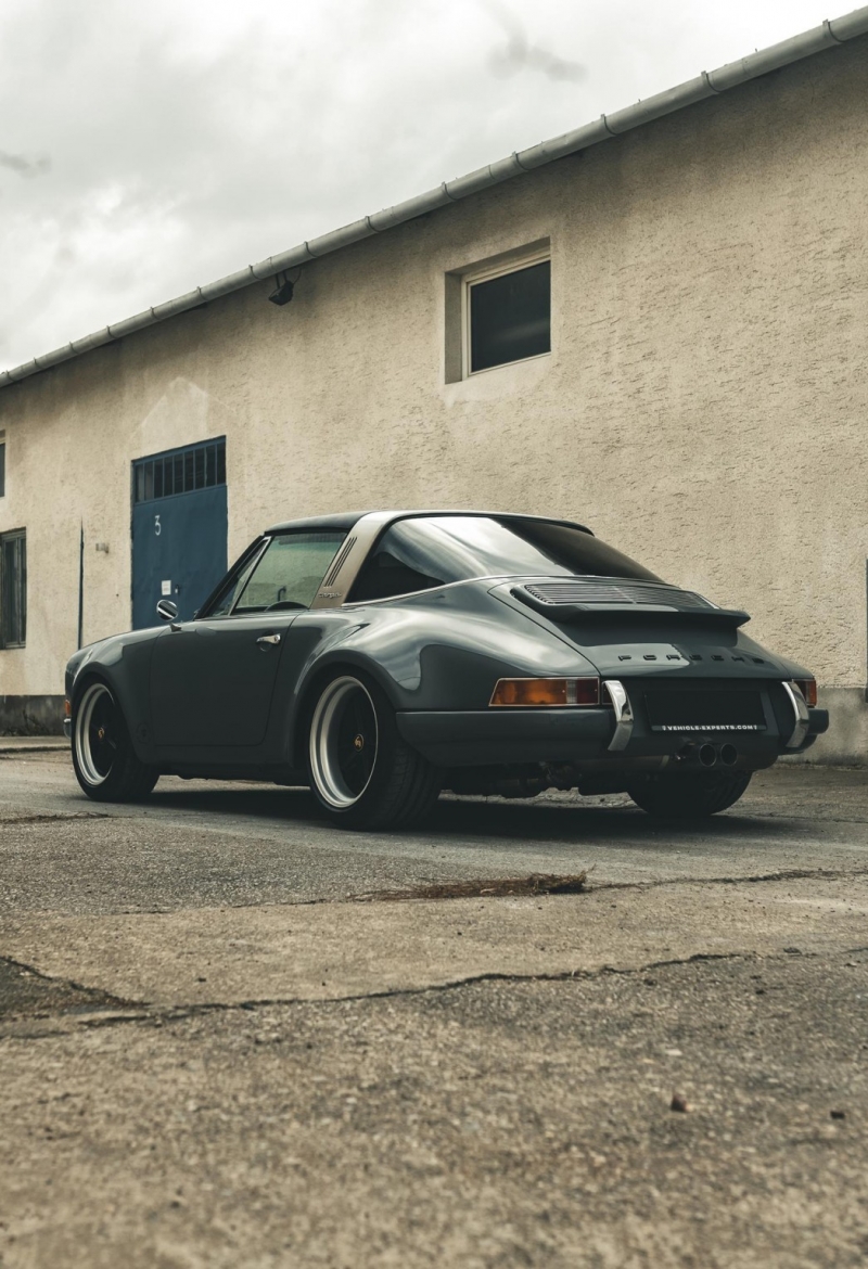 Porsche 911 32.F No.2 9