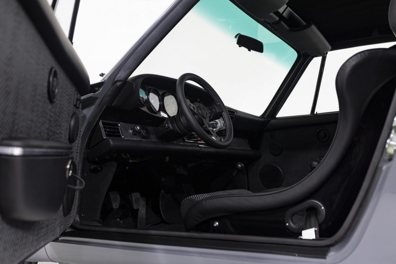 Porsche 911 32.F No.2 22