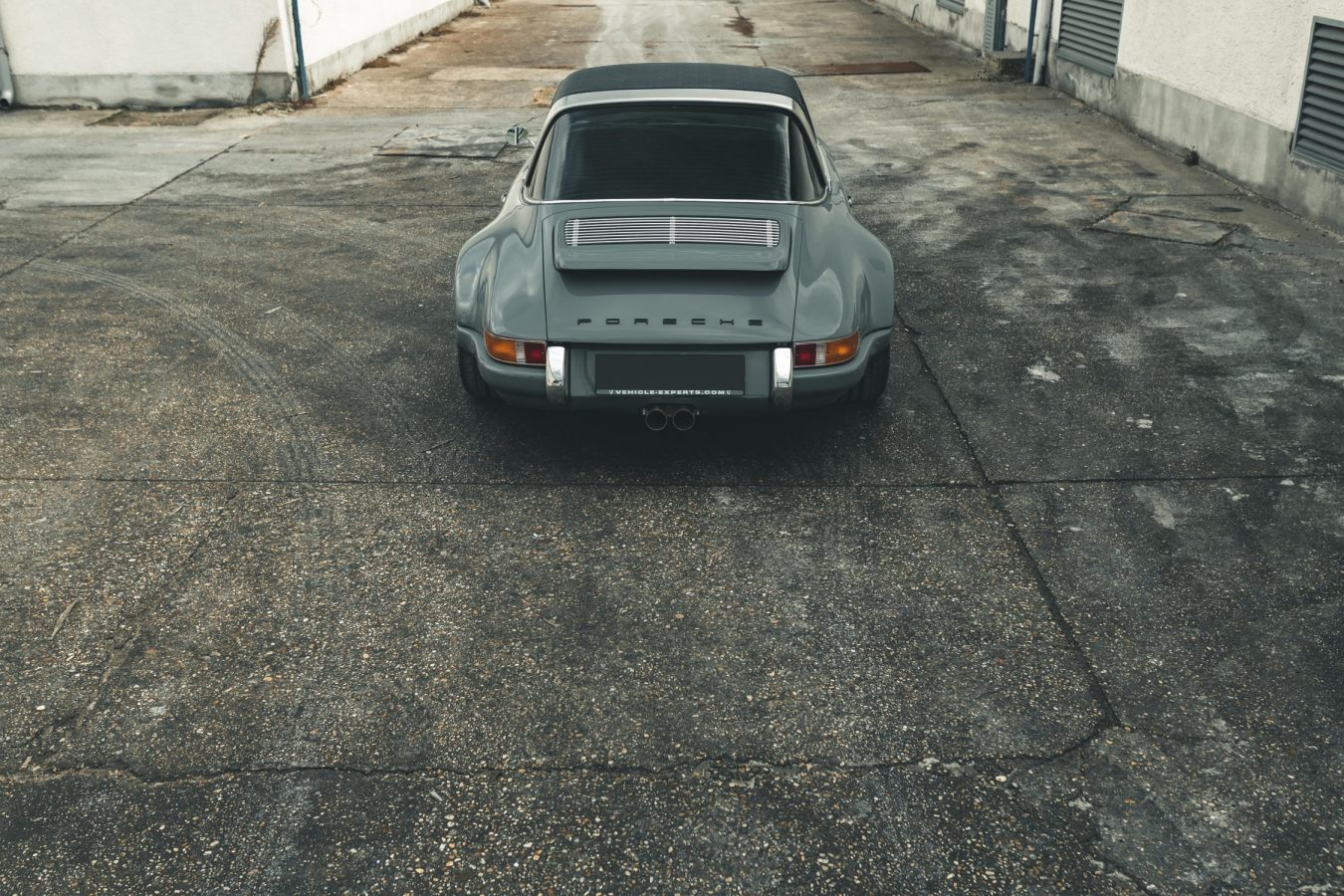 Porsche 911 32.F No.2 5