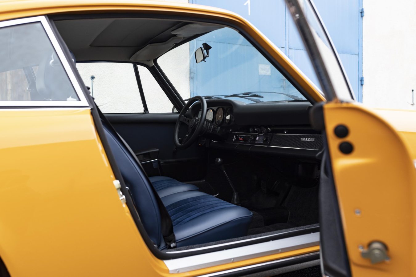 Porsche 911S Coupé Signalgelb