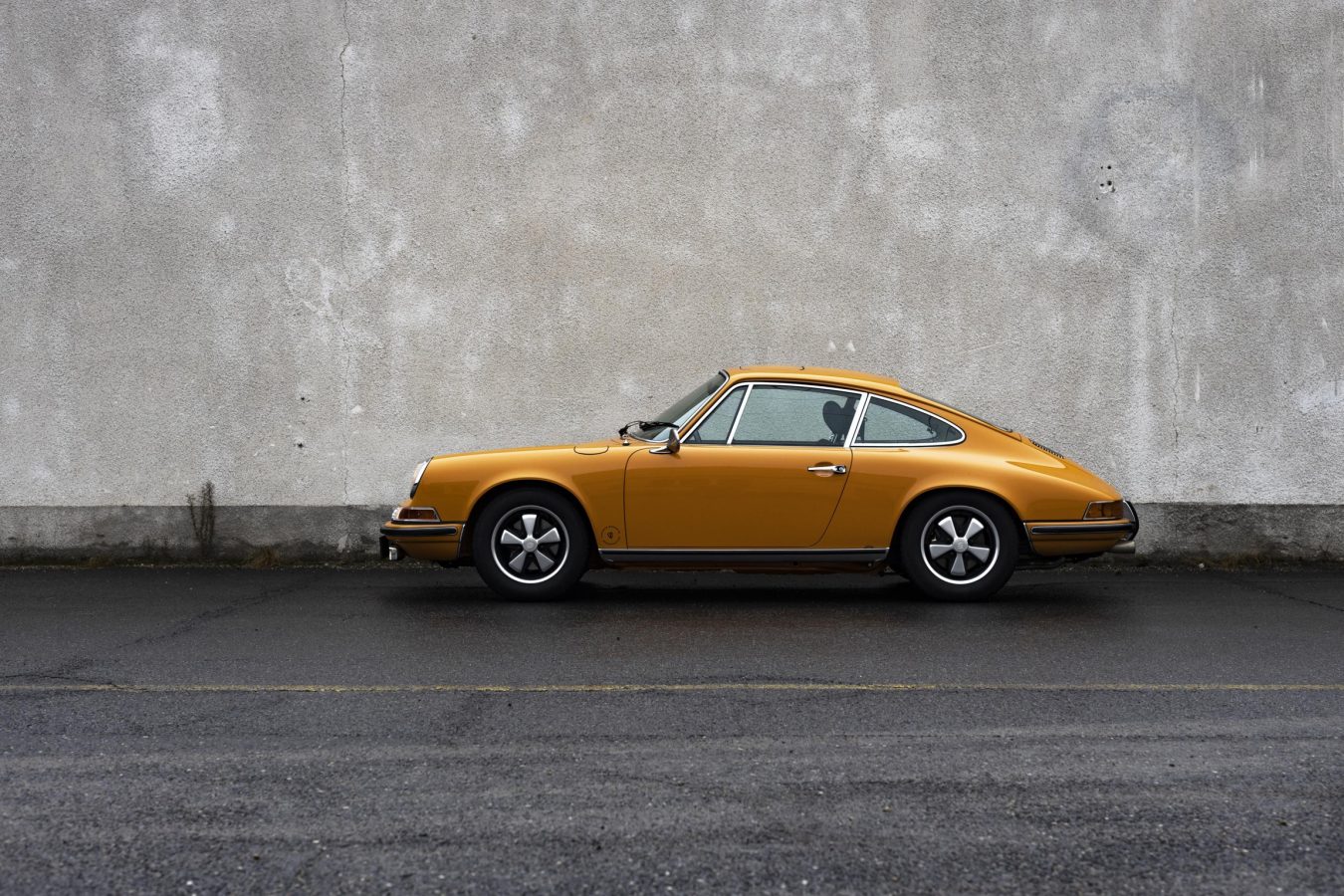 Porsche 911S Coupé Signalgelb 28