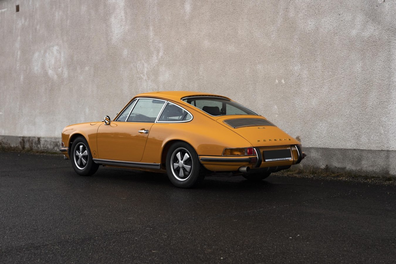 Porsche 911S Coupé Signalgelb 29