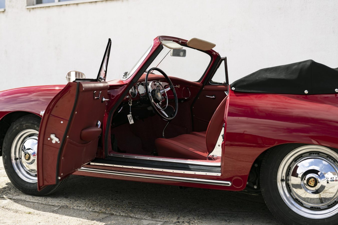 Porsche 356B T6 Cabriolet by Reutter
