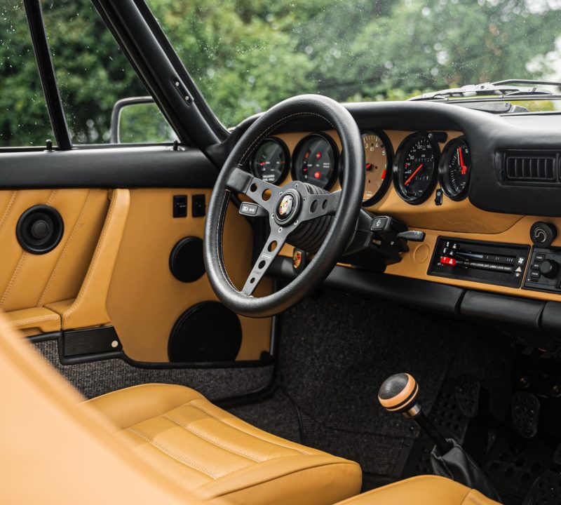 Porsche 911 Targa 1983 2